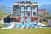 Hisarönü Merkezde Ortak Havuzlu Site İçerisinde 3+1 Satılık Dubleks Daire